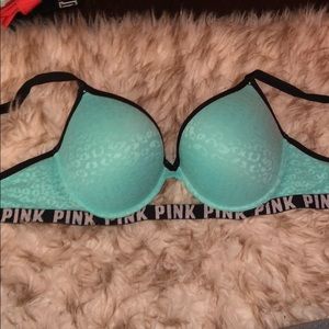 Victoria’s Secret Push- Up Bra 34DD